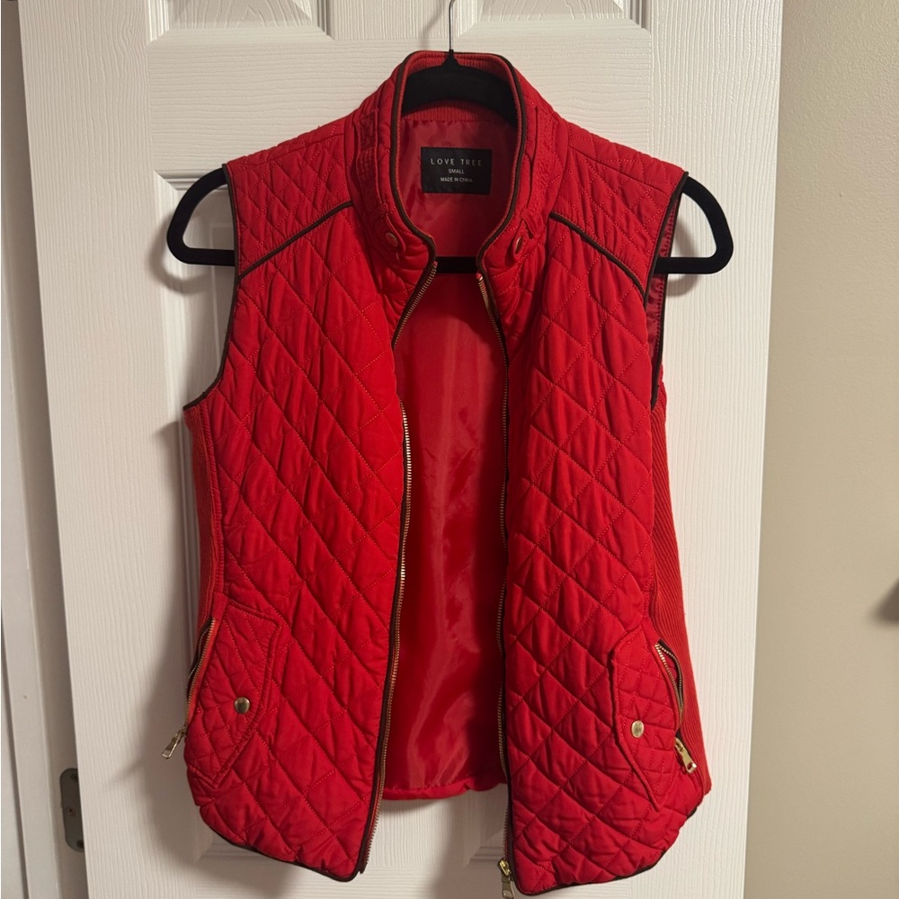 Love Tree Women's Vibrant Red Quilted Vest